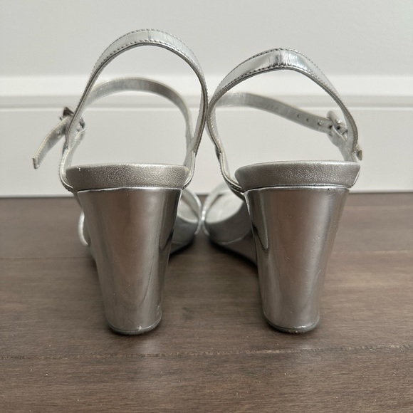 Prada wedged sandal size 40 - Picture 3 of 5